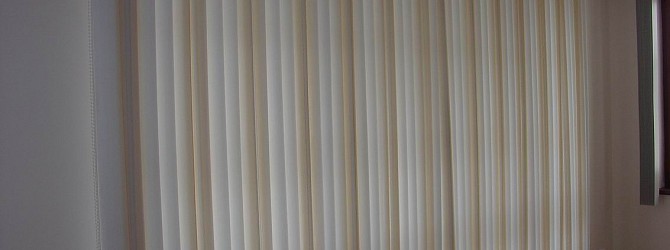 Gardinenjalousien stehen jedem Interieur gut