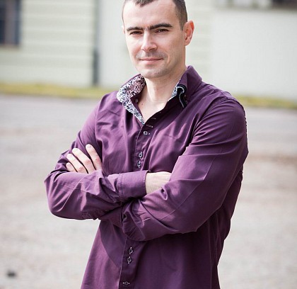 Kam kráčí spoelčnost Styltex v dekoracích oken